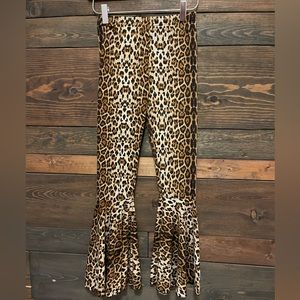 Grace & Emma Leopard flare pants Girls size 8-10